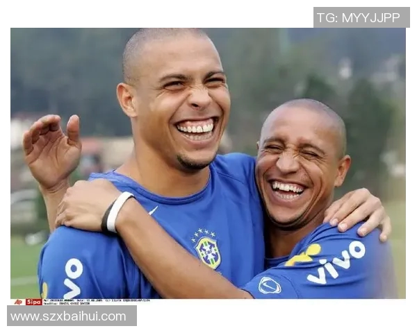 世界级足球明星同框合影展现足球魅力与友谊的精彩瞬间 世界级足球明星同框合影展现足球魅力与友谊的精彩瞬间