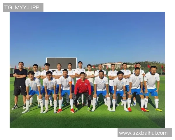 足球明星贺岁剪辑合集祝福图集尽显球场风采与新年喜庆